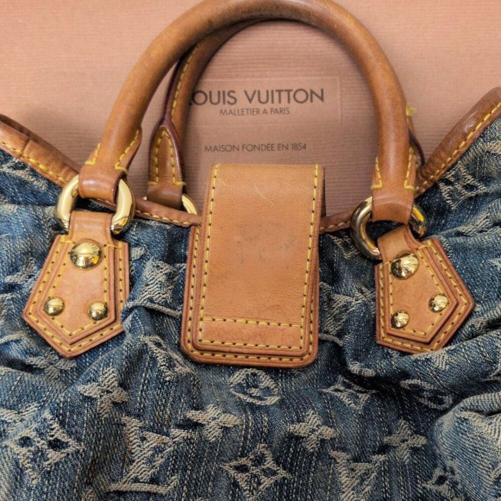 Authentic Louis Vuitton Denim Pleaty Monogram Vintage Pouch Pochette Hand Bag