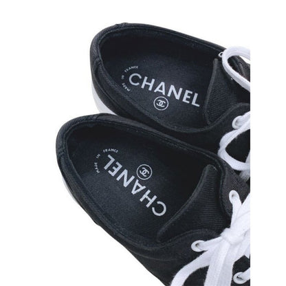 Authentic Chanel CC Sneakers Black and White Coco Mark Bicolor Canvas Shoes 37 7