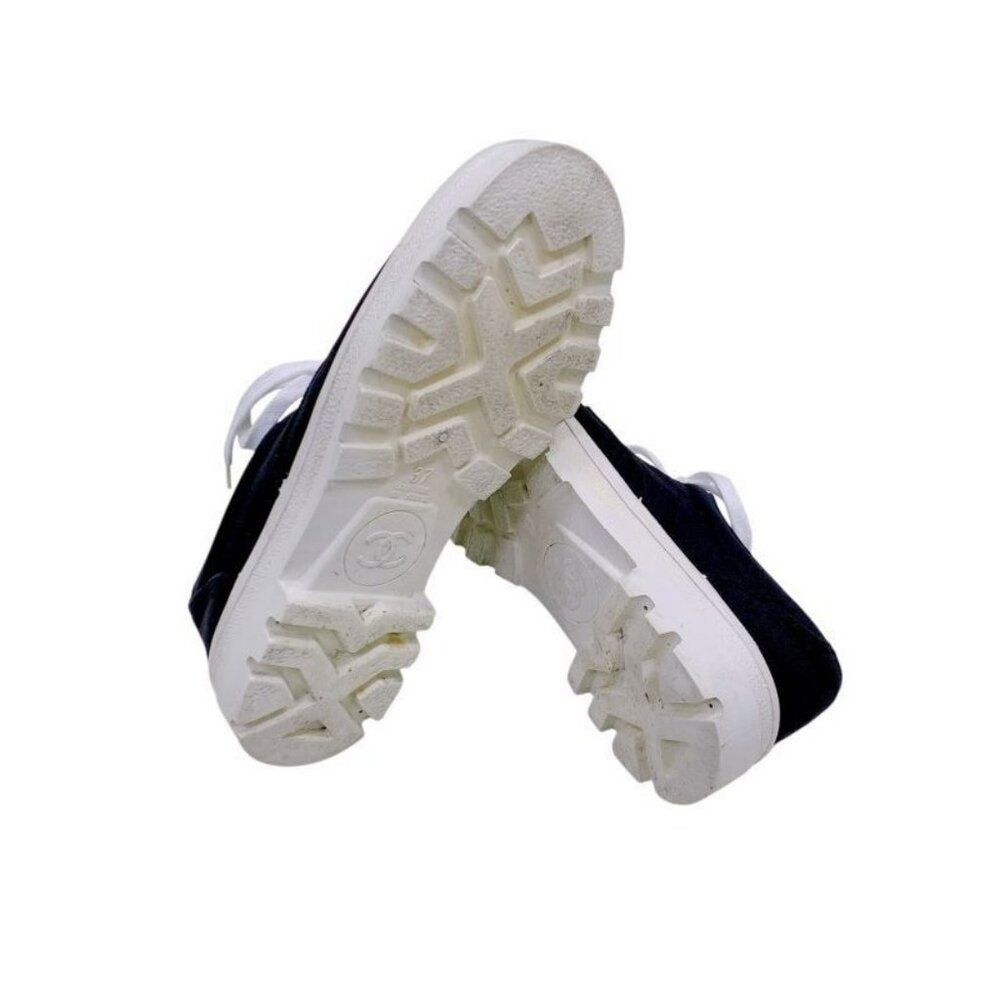 Authentic Chanel CC Sneakers Black and White Coco Mark Bicolor Canvas Shoes 37 7