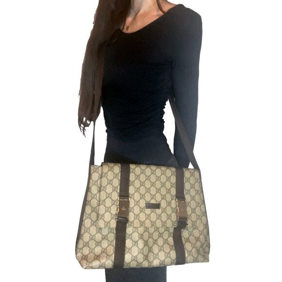 Authentic Gucci GG Supreme Web Canvas Sherry Messenger Bag Monogram Flap Tote