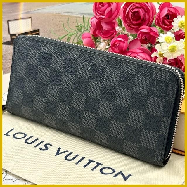 Louis Vuitton Damier Graphite Vertical Zippy Wallet