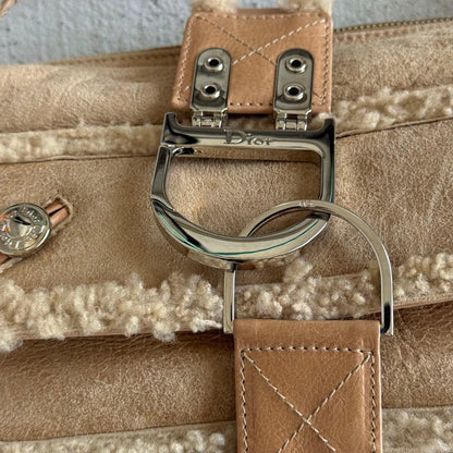 Dior Shoulder Bag Shearling — view 4
