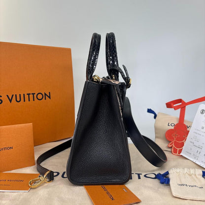 Louis Vuitton Taurillon City Steamer Handbag with Receipt — view 4