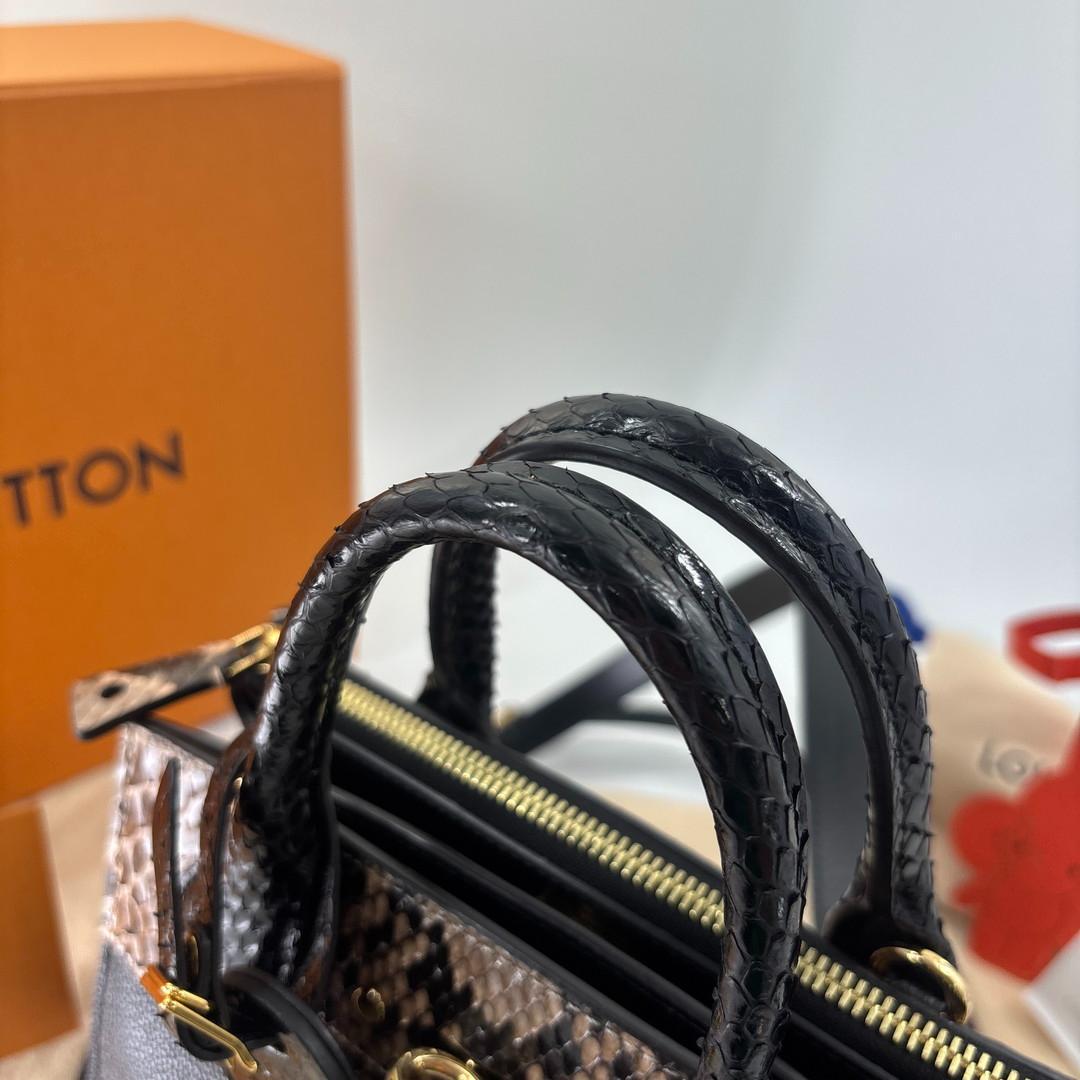 Louis Vuitton Taurillon City Steamer Handbag with Receipt — view 6