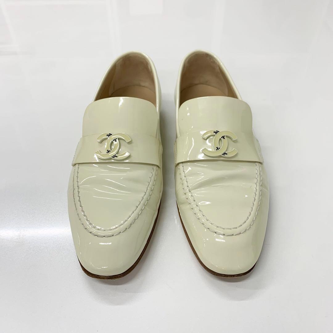 Chanel CC Logo Patent Loafers Ivory — view 2