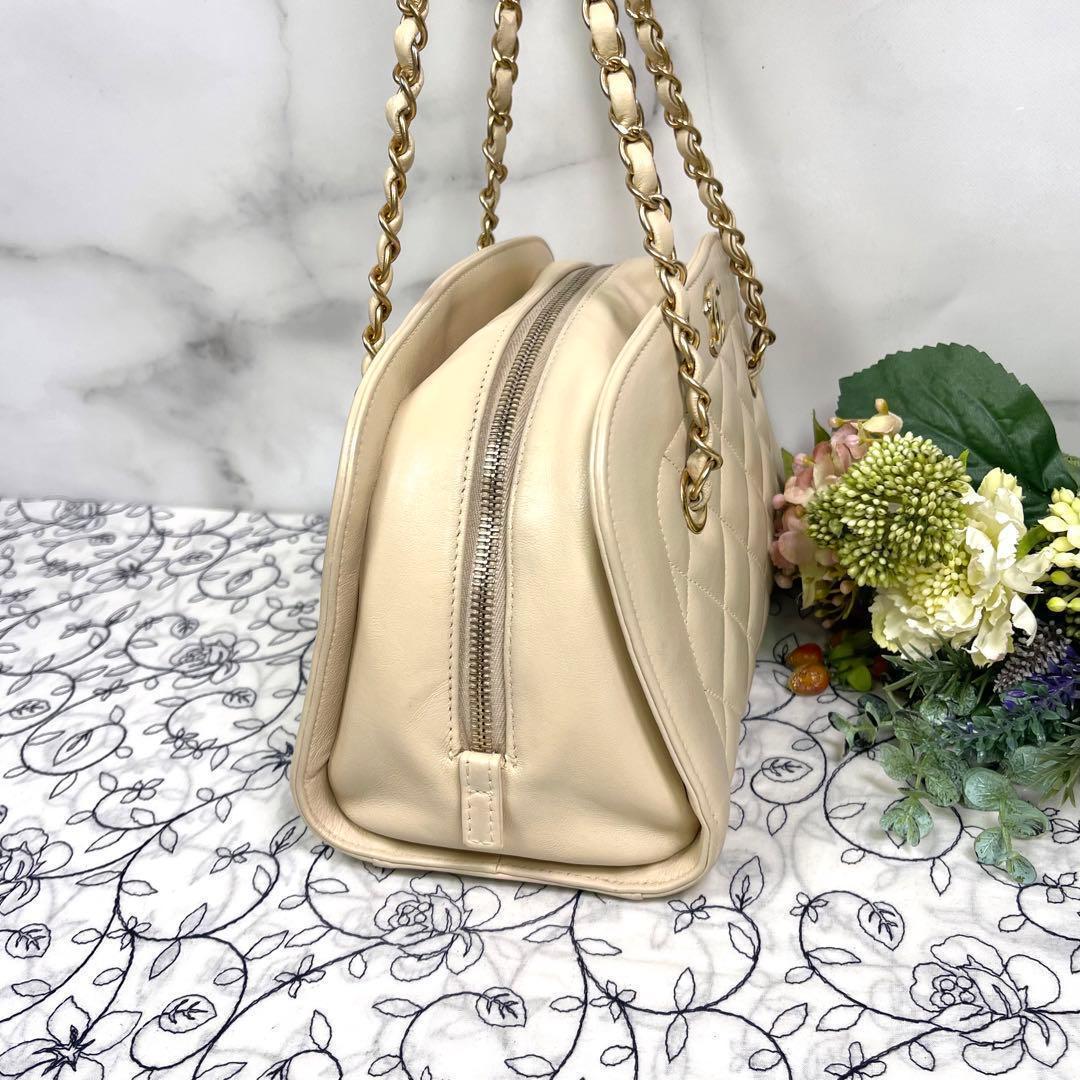 Chanel Quilted Chain Shoulder Bag — view 6