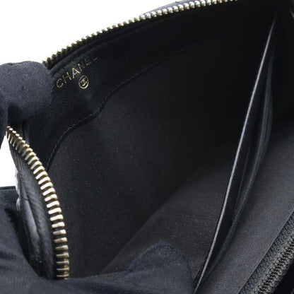 Chanel Zip Around Wallet Lamb Diamond Stitch — view 3