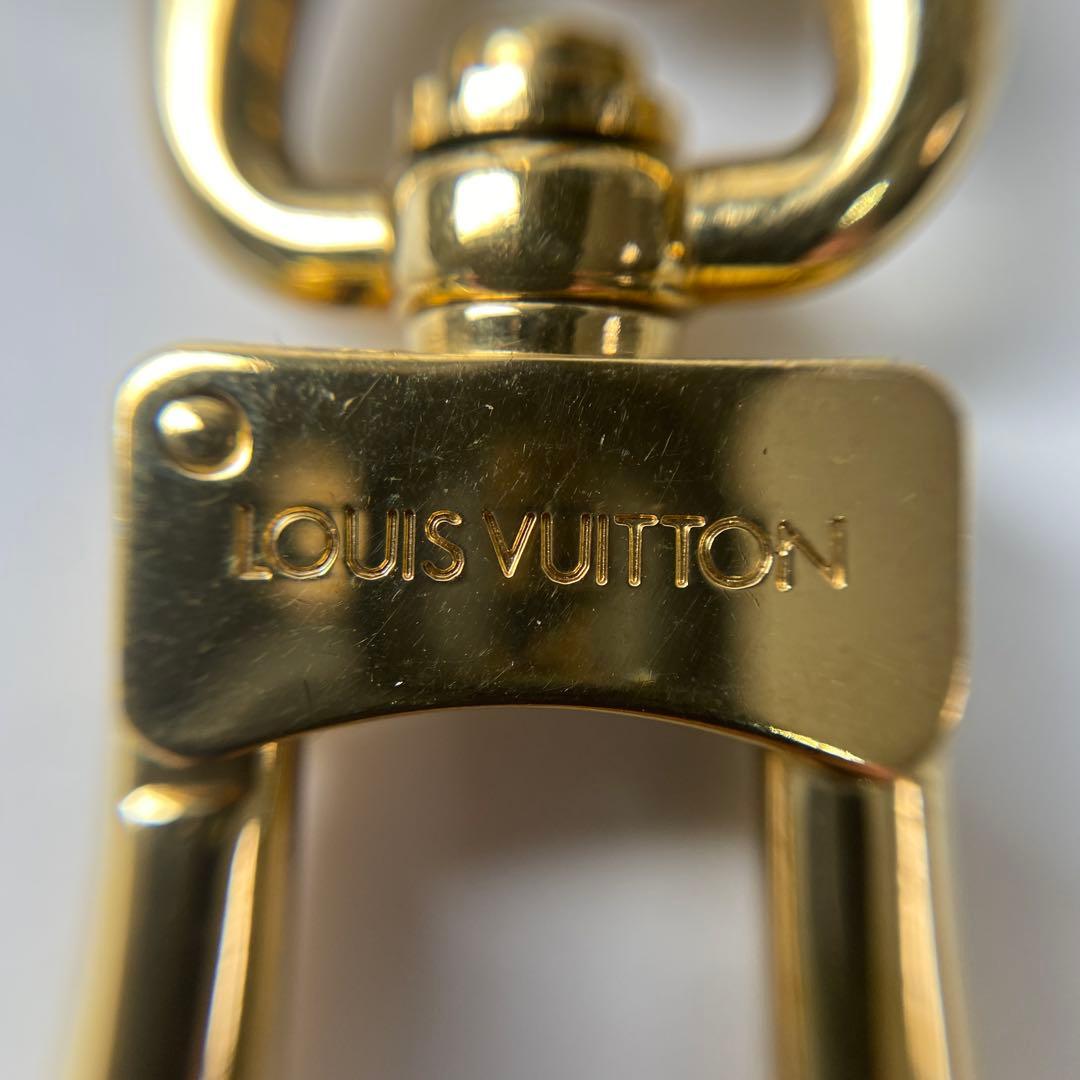 Louis Vuitton LV Logo Key Holder M61019