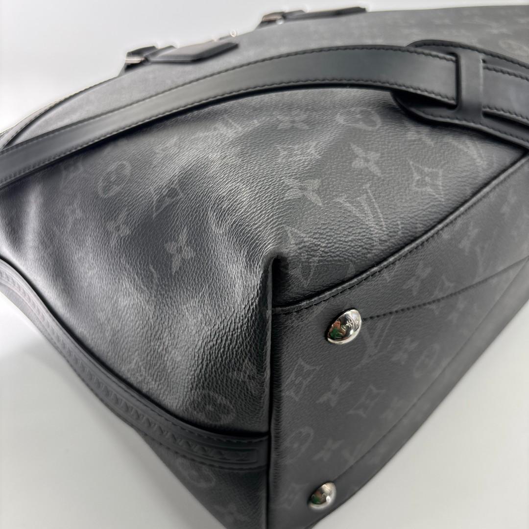 Louis Vuitton Monogram Eclipse Apollo Oldy Travel — view 8
