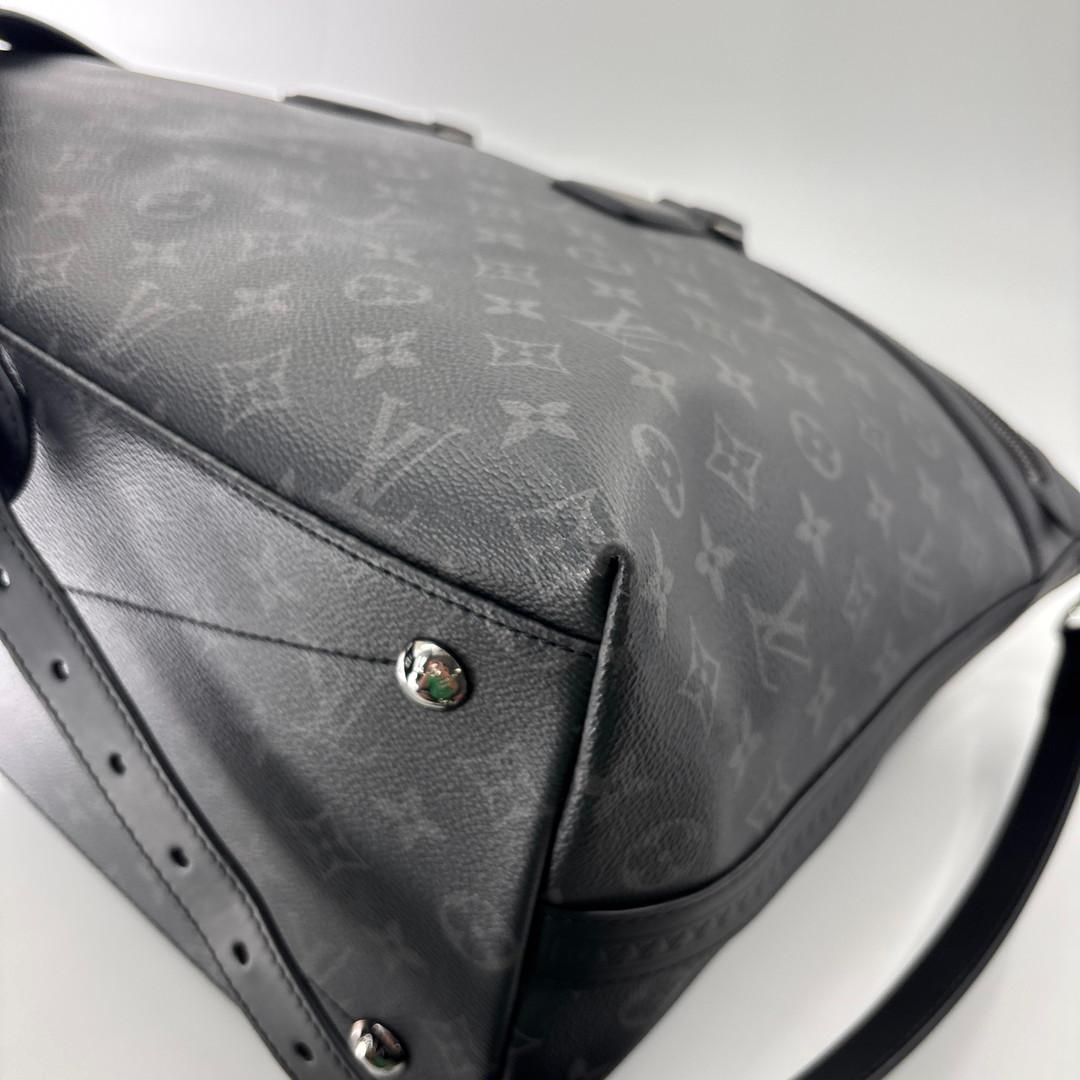 Louis Vuitton Monogram Eclipse Apollo Oldy Travel — view 9