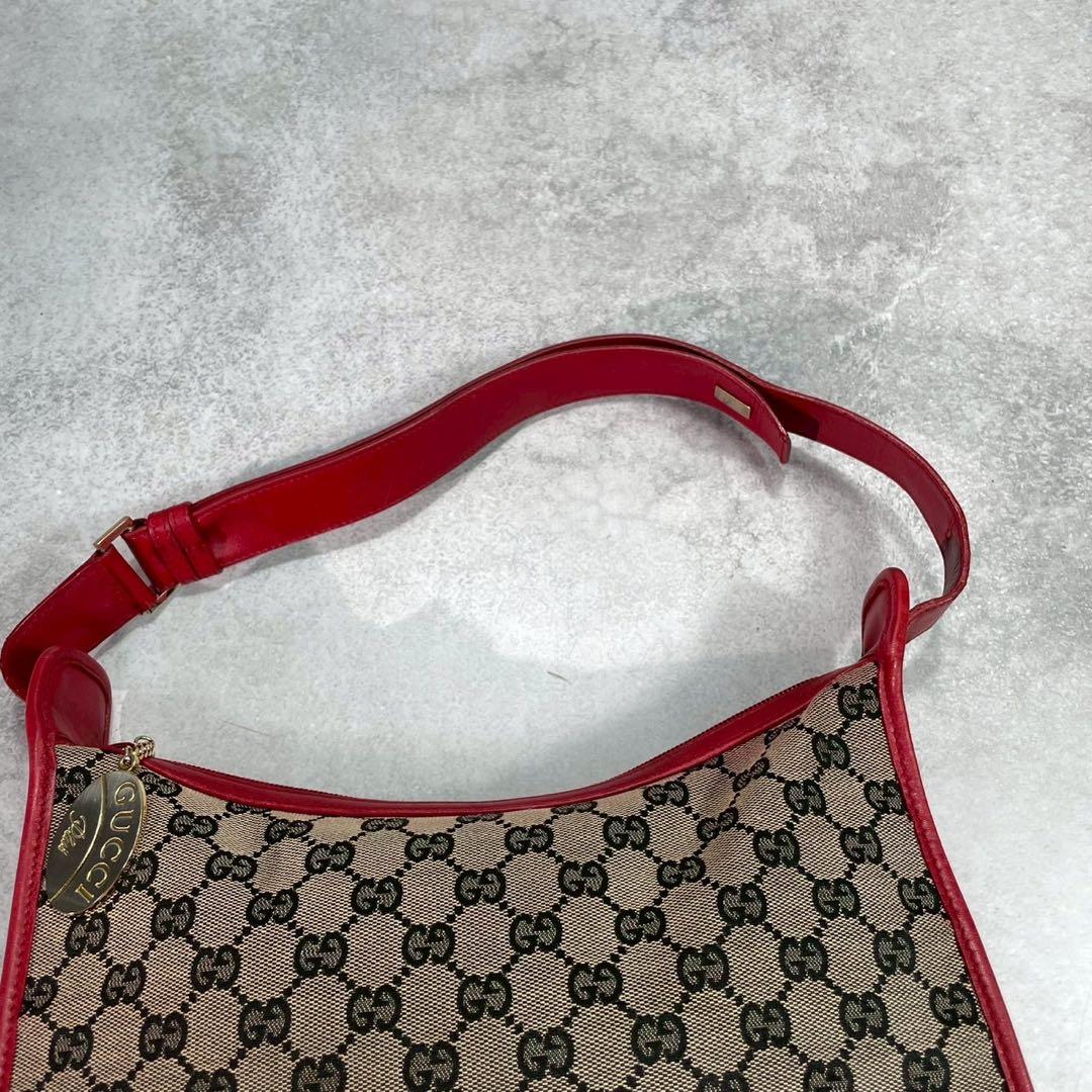 Gucci GG Shoulder Bag Beige Red Leather Logo — view 4