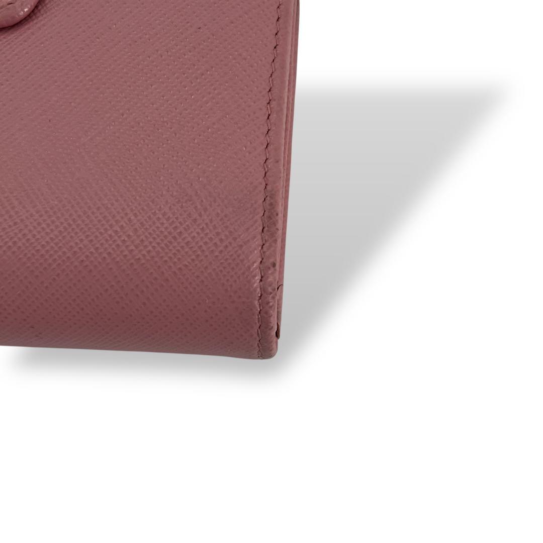 Prada Bifold Wallet with Metal Logo Compact Wallet Saffiano Pink