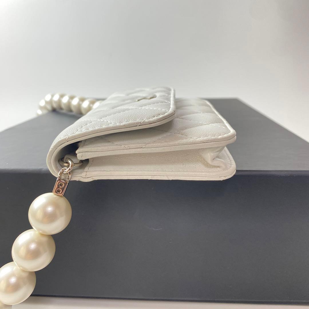 Unused Chanel Matelasse Pearl Chain Wallet
