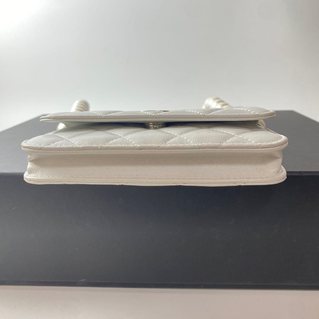 Unused Chanel Matelasse Pearl Chain Wallet