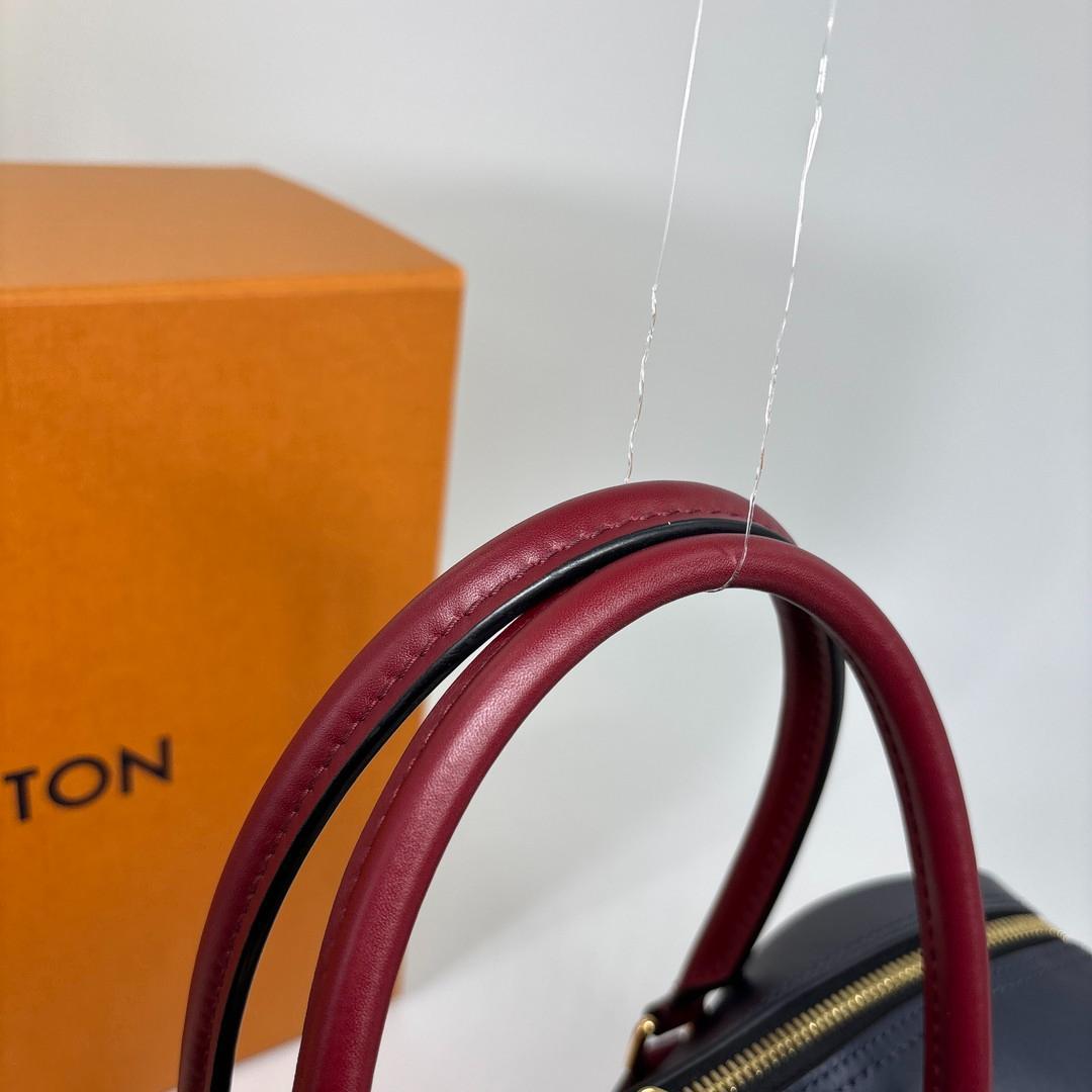 Louis Vuitton Monogram Roulis Tote Handbag 2-Way — view 6
