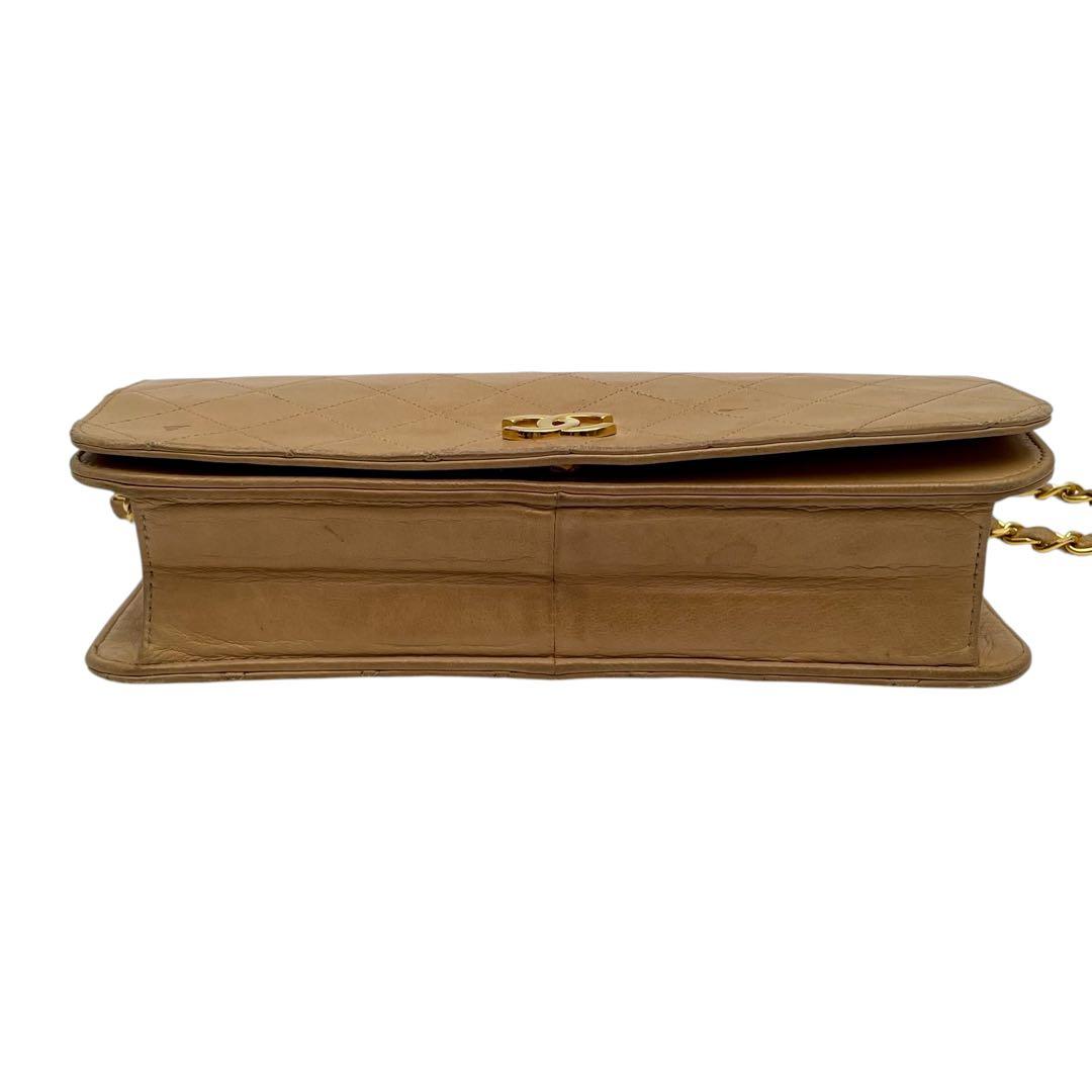 Chanel Quilted Chain Shoulder Bag Lambskin Leather Beige — view 5
