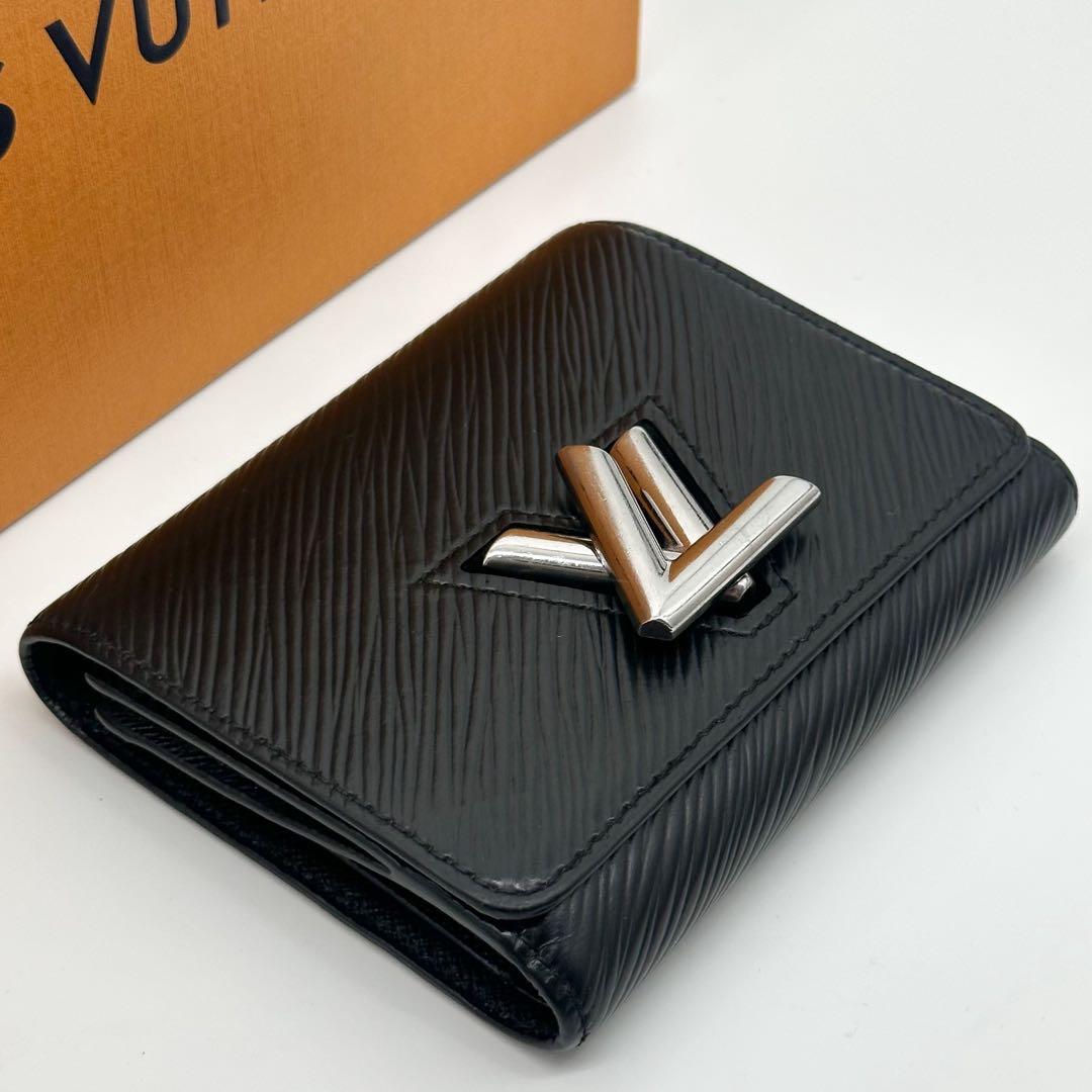 Louis Vuitton IC Portefeuille Twist Compact Epi Black Wallet — view 4