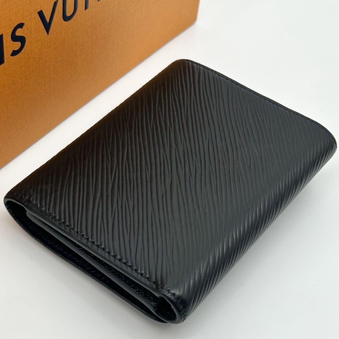 Louis Vuitton IC Portefeuille Twist Compact Epi Black Wallet — view 5