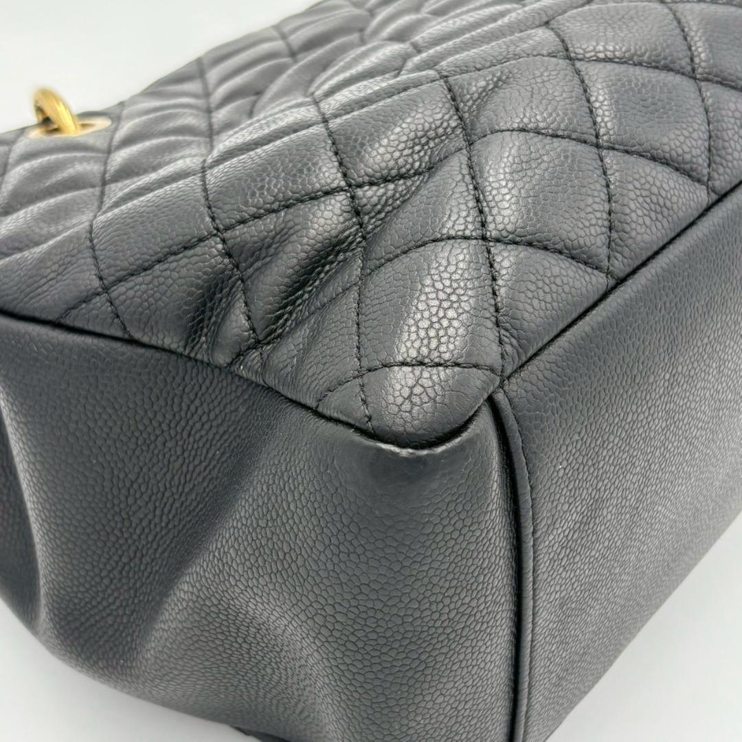Chanel Caviar Leather CC Logo Chain Tote Black — view 7