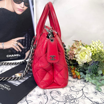Chanel Quilted 2-Way Chain Shoulder Bag — view 5