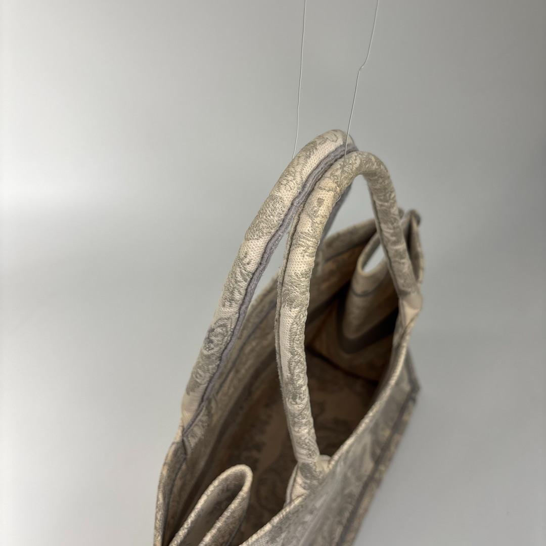 Dior Super Book Tote Bag Medium Toile de Jouy — view 6