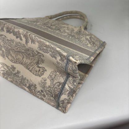 Dior Super Book Tote Bag Medium Toile de Jouy — view 8