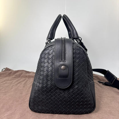 Bottega Veneta Intrecciato Boston Bag Black — view 4