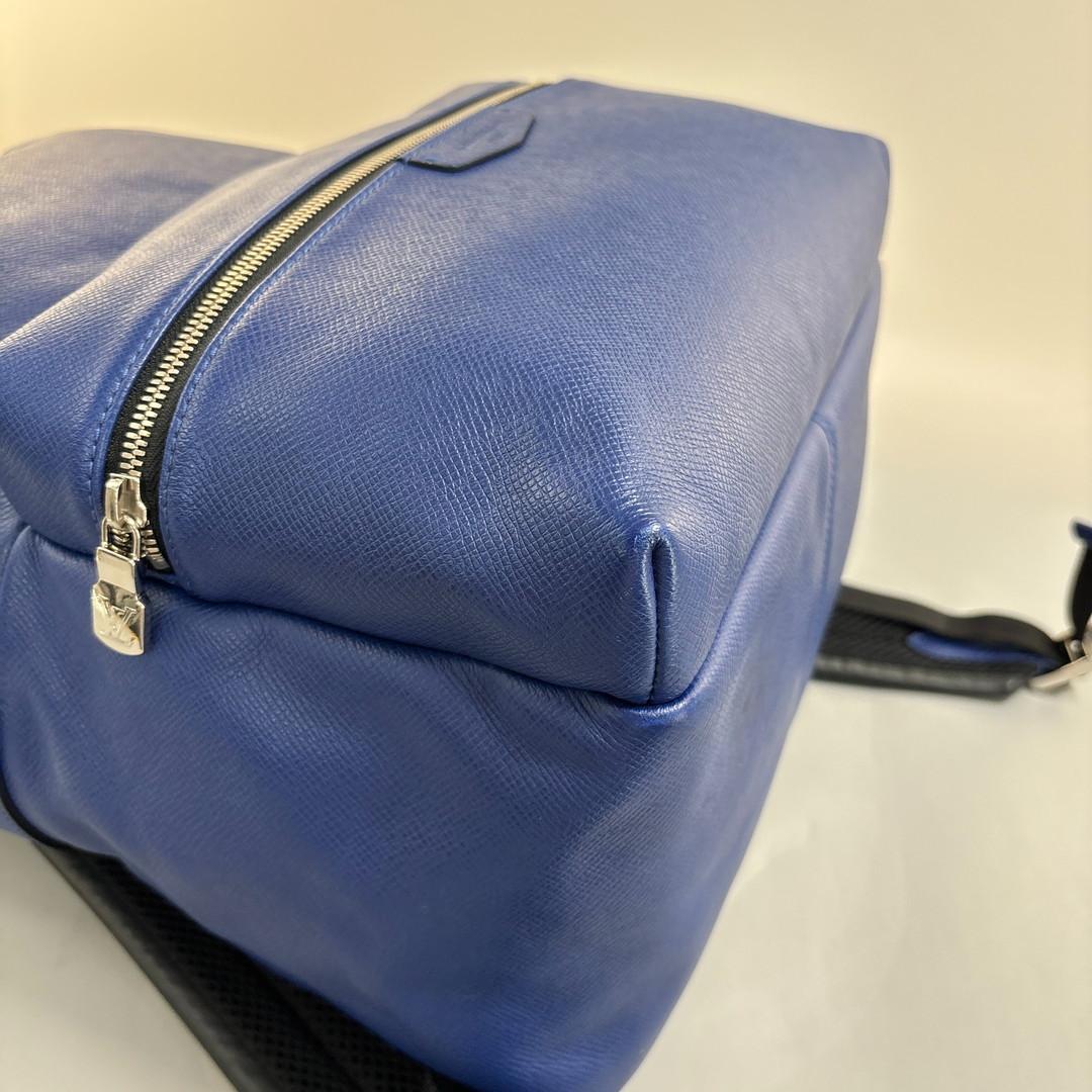 Louis Vuitton Blue Taiga Cobalt Backpack Sac M33453