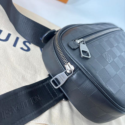 Louis Vuitton Super Damier Infini Ambler Black Belt — view 7