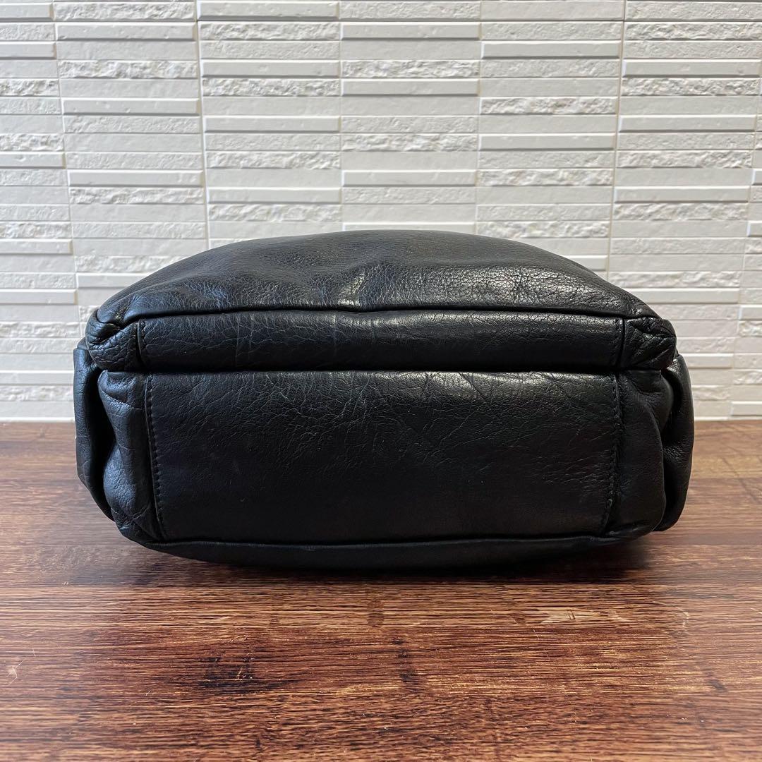 Good Prada Leather Triangle Plate Logo Shoulder Bag Black