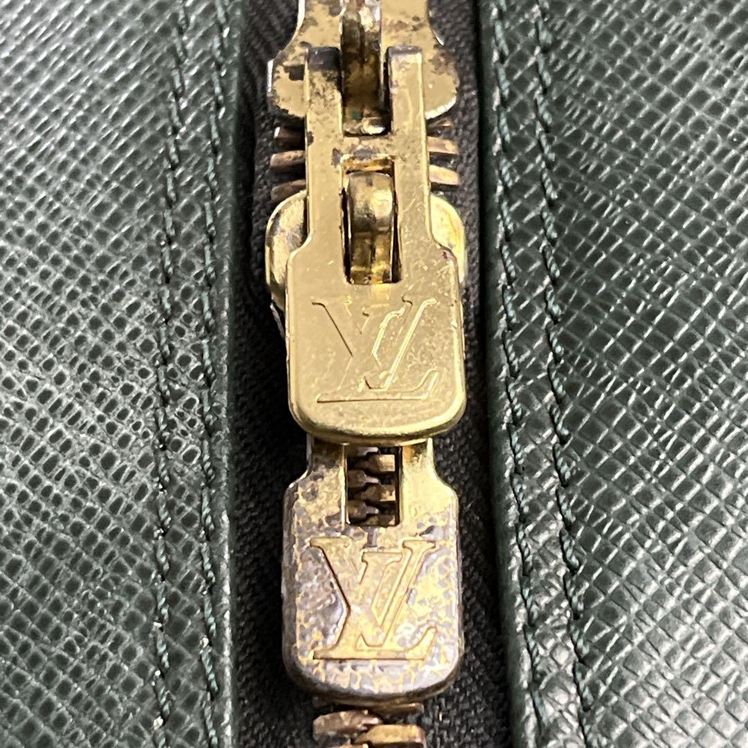 Louis Vuitton Erlangga Boston Bag Ampoche Taiga Epi Cair Leather