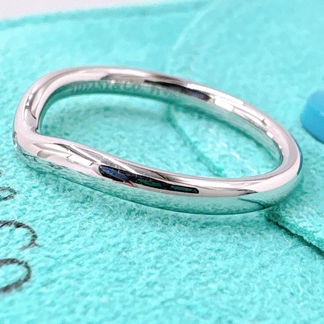 Tiffany & Co Curved Diamond Ring #10 In Platinum