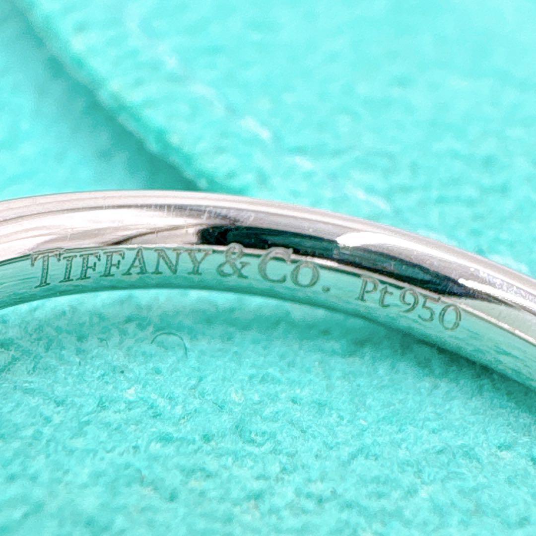 Tiffany & Co Curved Diamond Ring #10 In Platinum