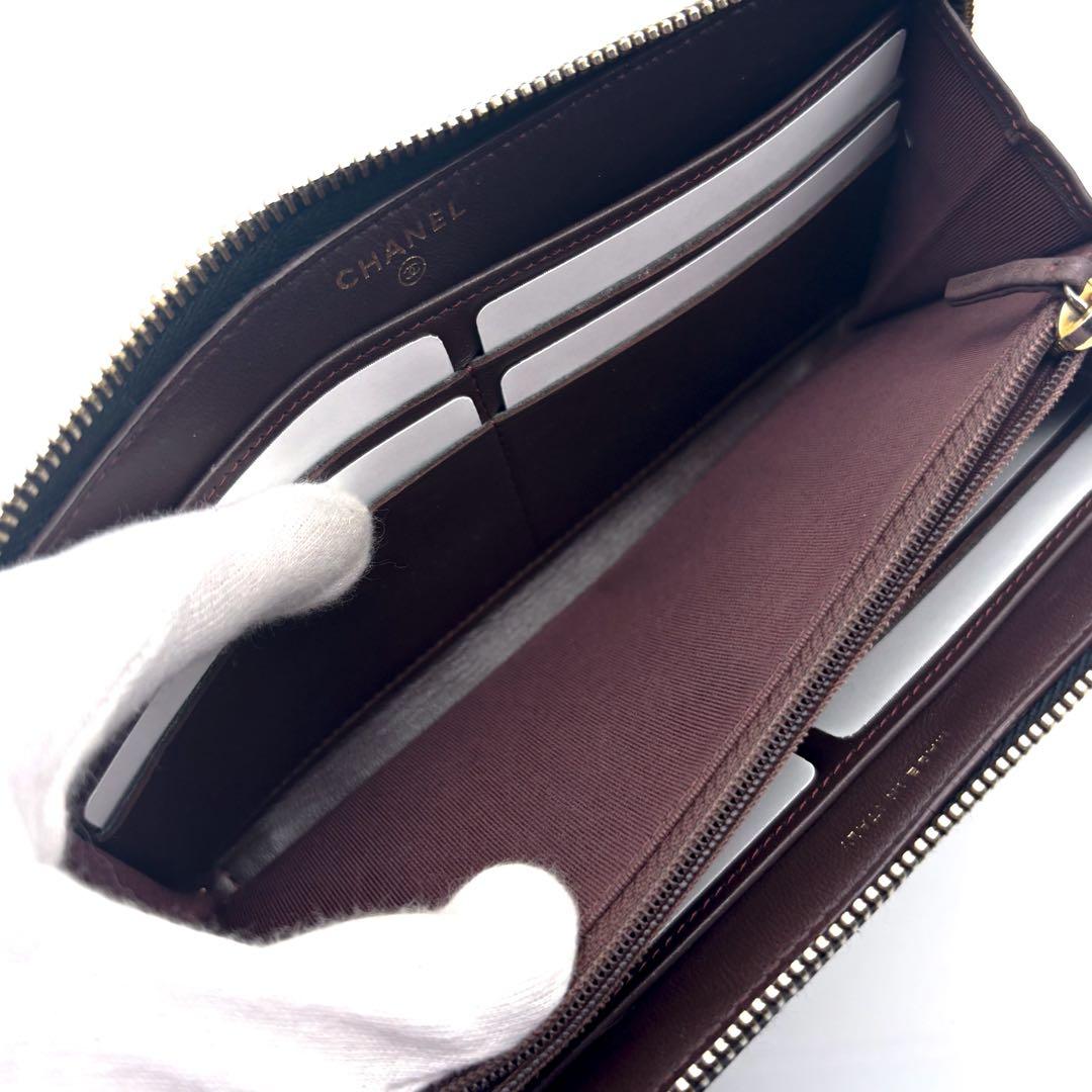 Chanel Wallet Quilted Zip Around — view 5