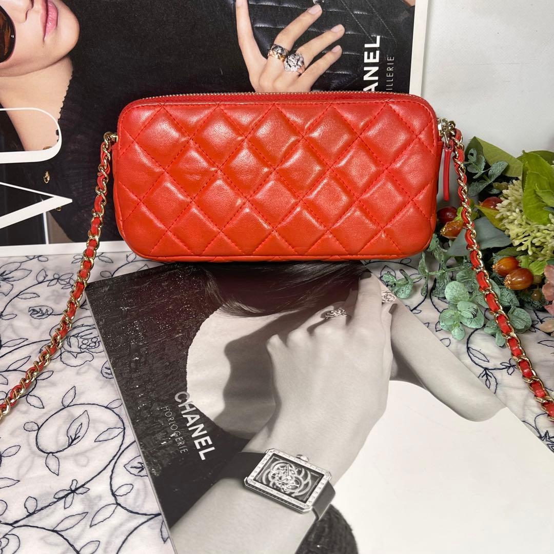 Chanel Chain Wallet Lamb Quilted — view 3