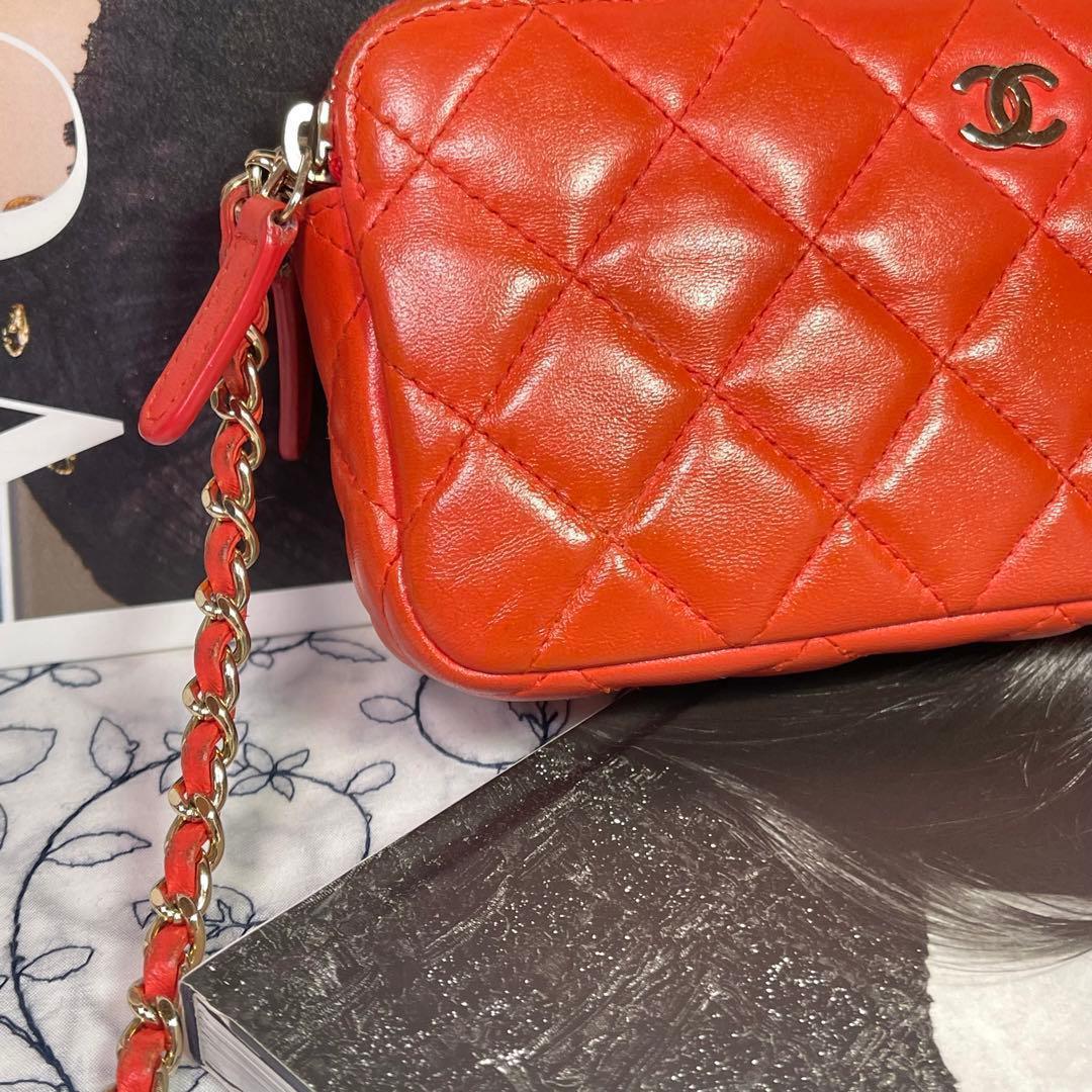 Chanel Chain Wallet Lamb Quilted — view 4