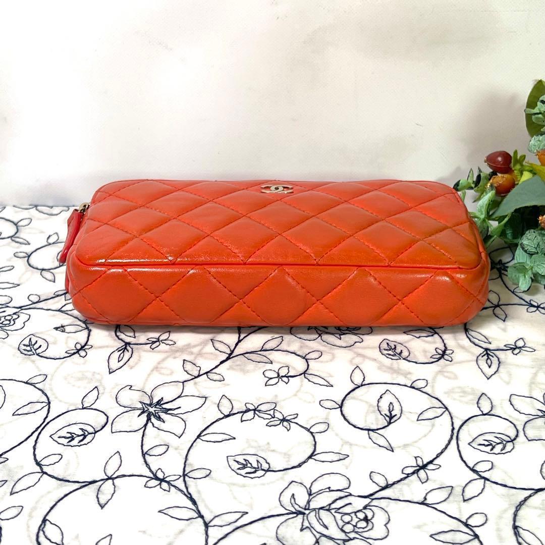 Chanel Chain Wallet Lamb Quilted — view 8