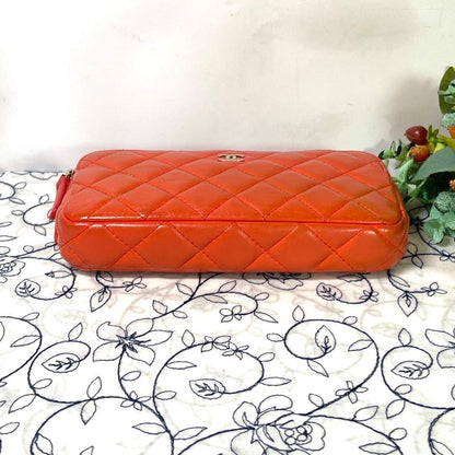 Chanel Chain Wallet Lamb Quilted — view 8