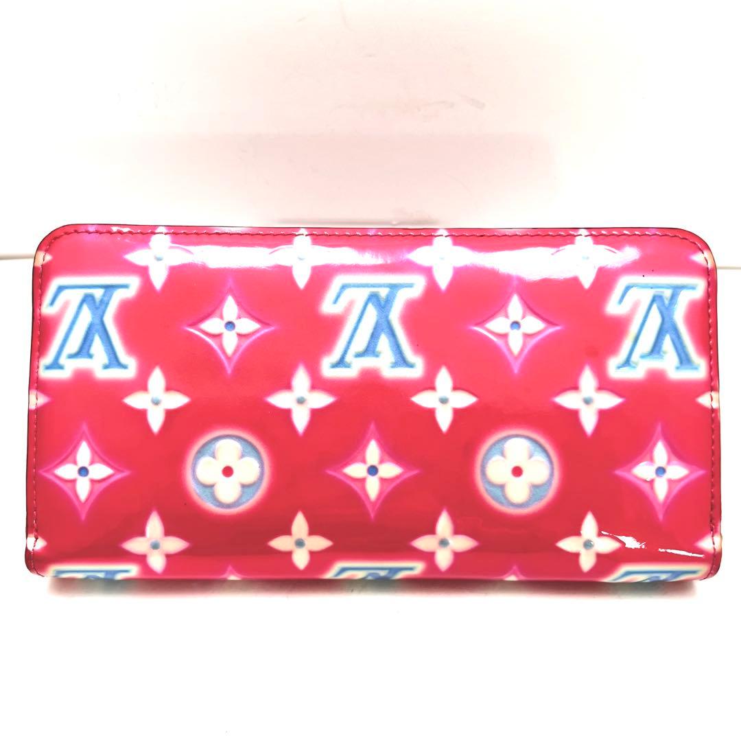 Louis Vuitton Limited Zippy Wallet — view 5
