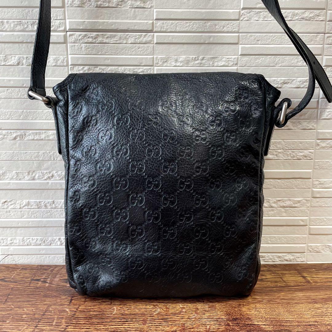 Gucci GG Guccissima Leather Shoulder Bag Messenger All Over Print Black — view 3