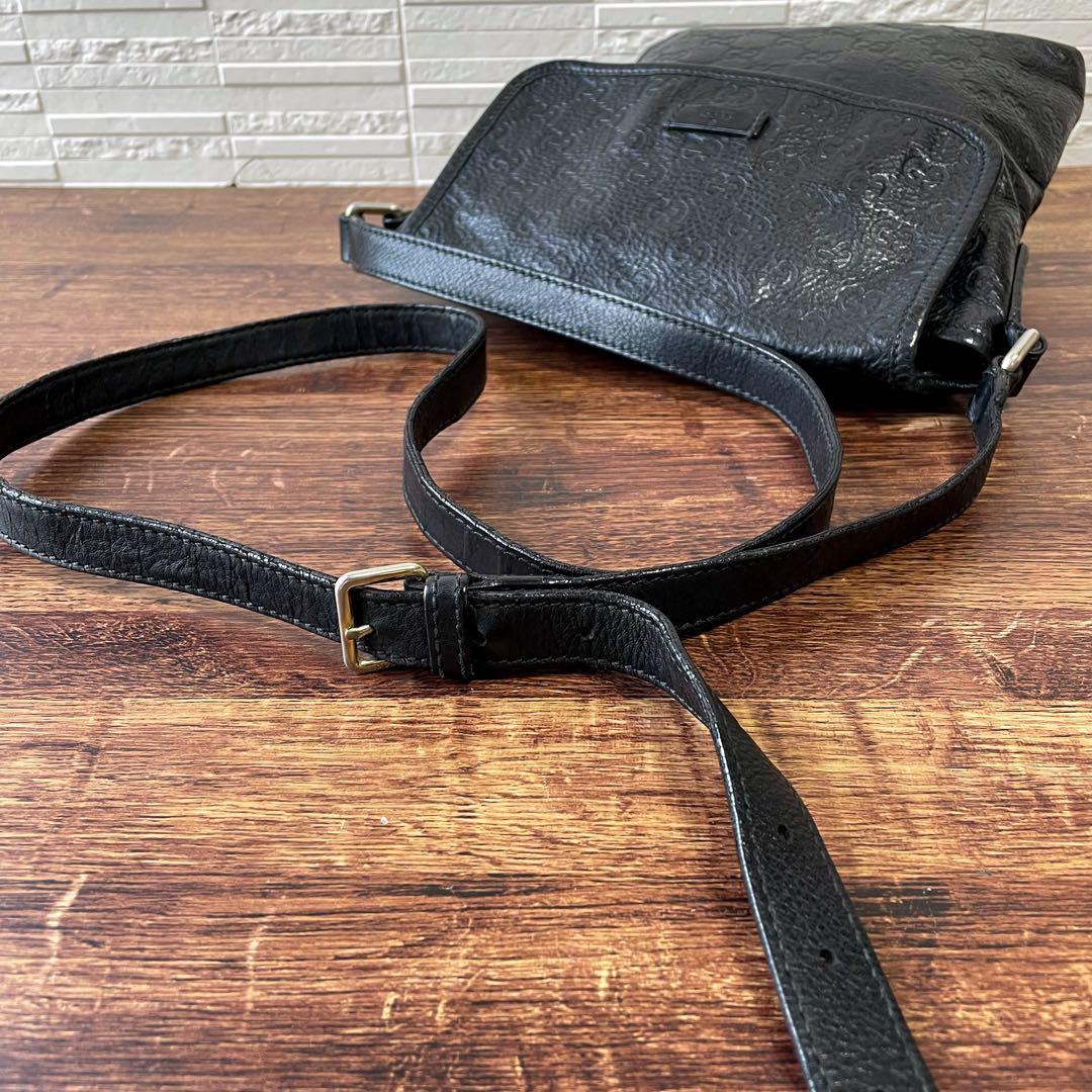 Gucci GG Guccissima Leather Shoulder Bag Messenger All Over Print Black — view 7
