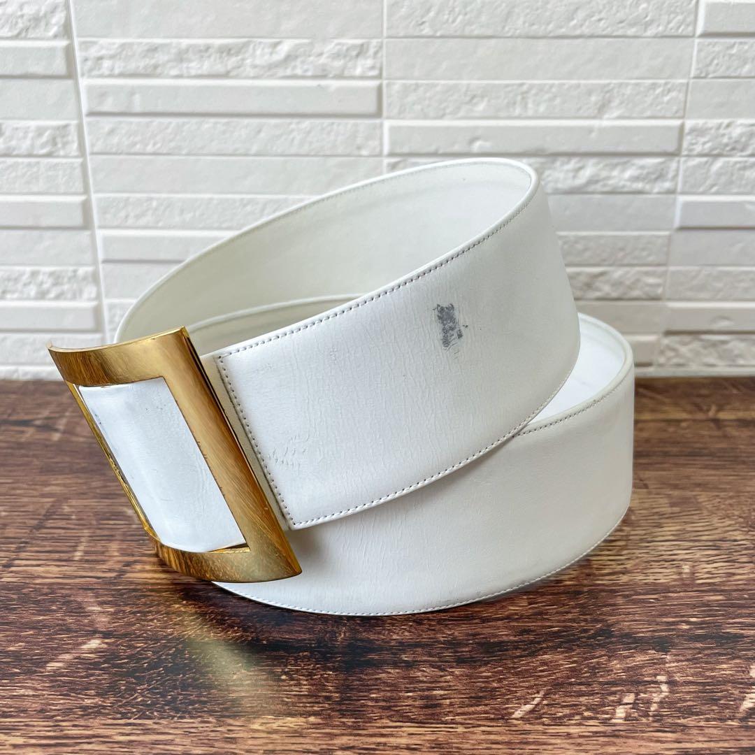 Chanel Leather CC Logo Gold Buckle Belt Thick White — view 2