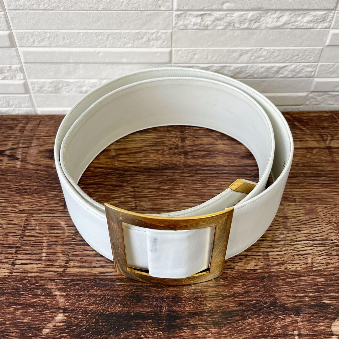 Chanel Leather CC Logo Gold Buckle Belt Thick White — view 3
