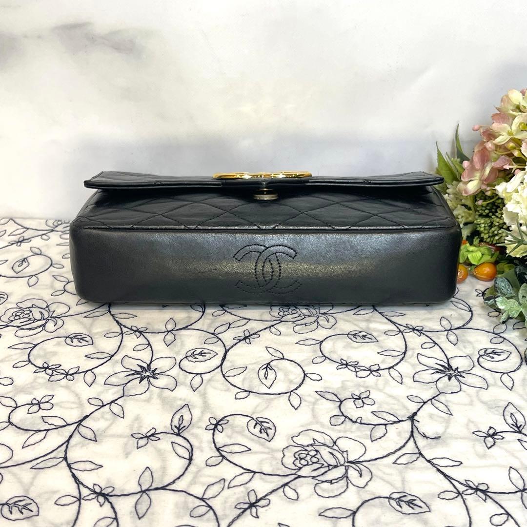 Chanel Vintage Jumbo CC Logo Quilted Shoulder — view 8