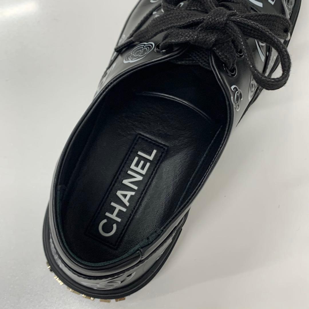 Chanel CC Logo Camellia Leather Fabric Sneakers Black — view 7