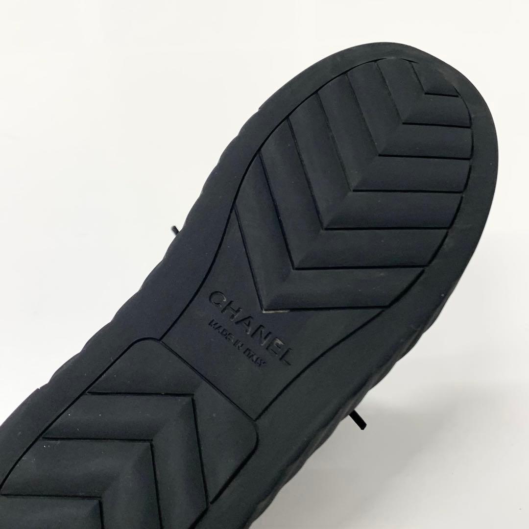 Chanel CC Logo Camellia Leather Fabric Sneakers Black — view 8