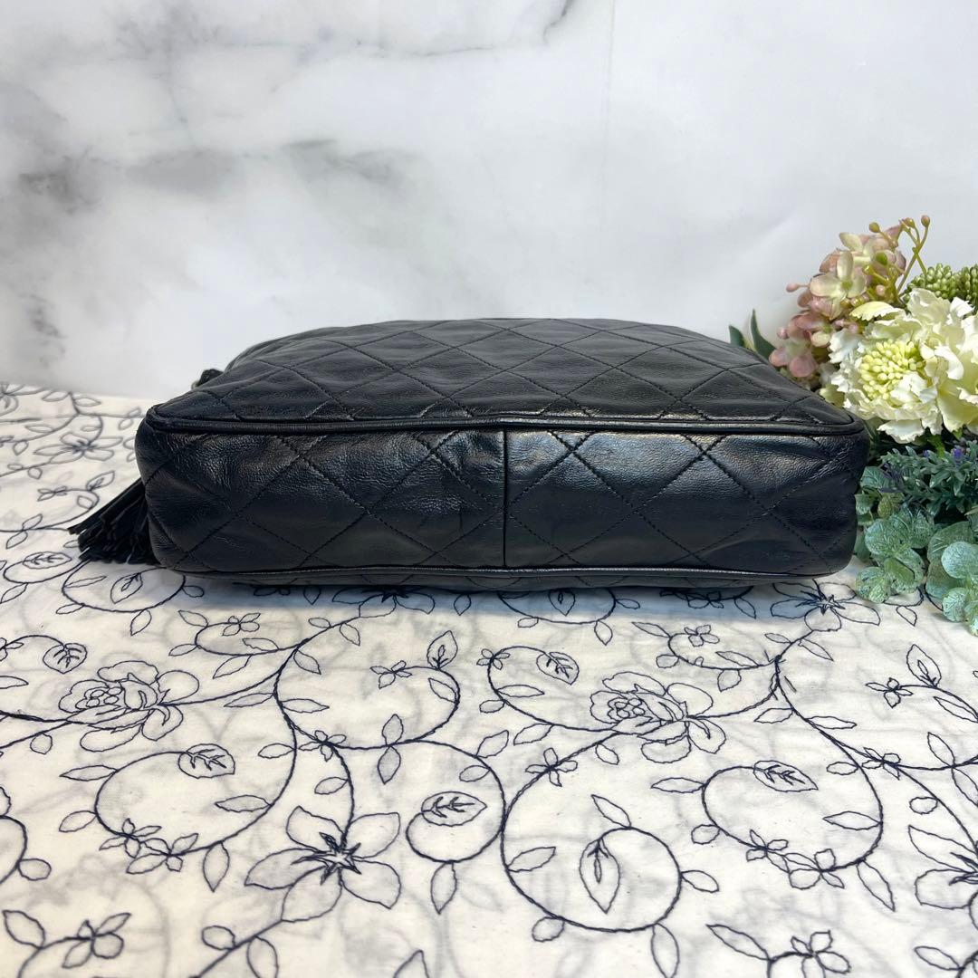 Chanel Camera Bag Quilted CC Logo Vintage — view 8