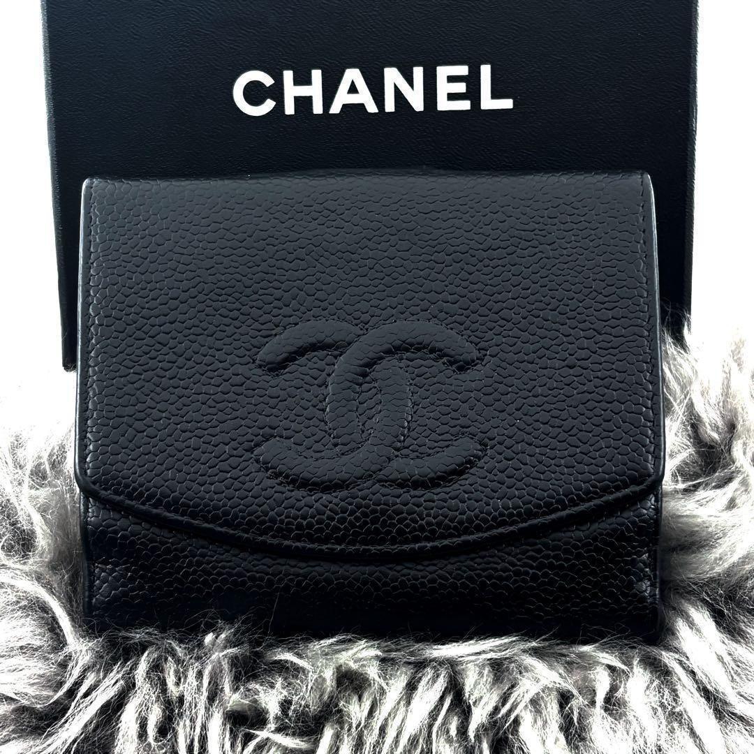 Chanel Wallet Coco Stitch Hook Caviar Bifold — view 2