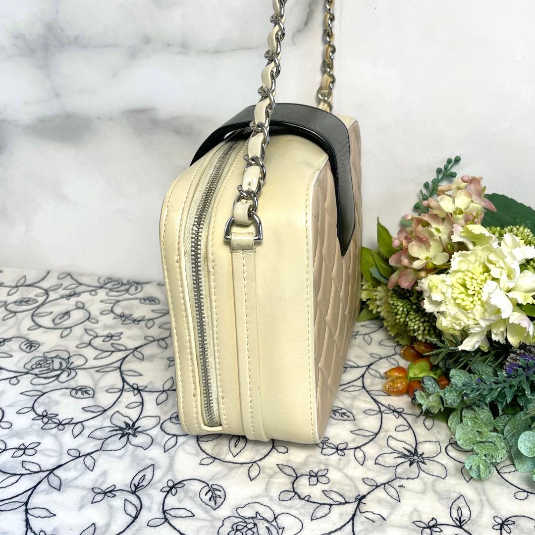 Chanel Camera Bag Half Coco Quilted — view 7