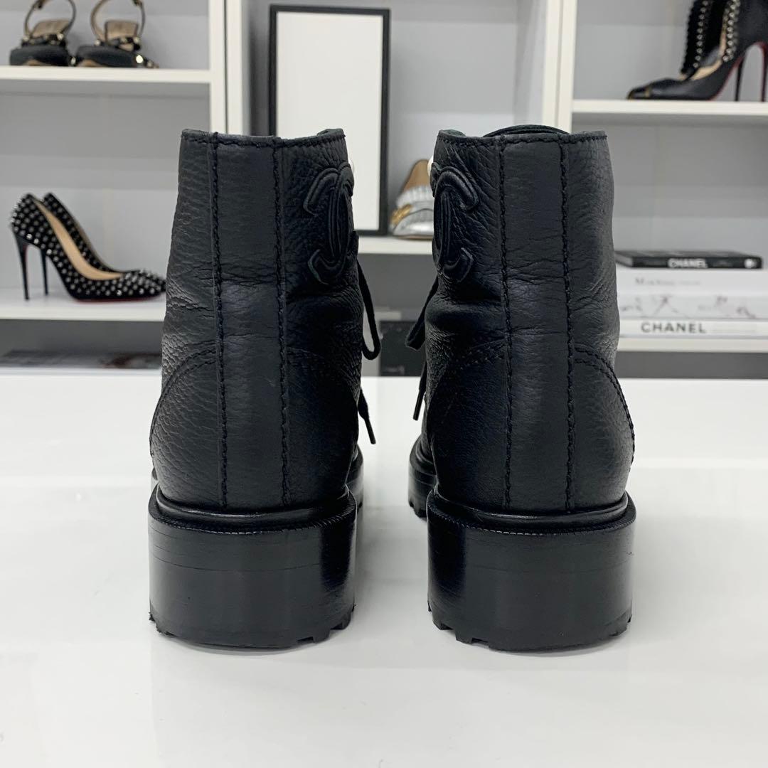 Chanel CC Logo Leather Pearl Lace-up Short Boots Black — view 6